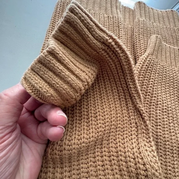American Eagle Brown Sweater - Picture 7 of 13